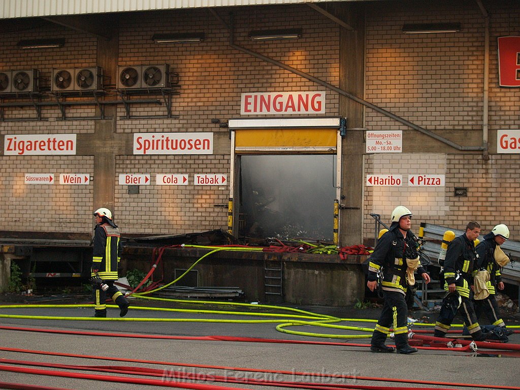 Grossbrand Halle auf dem Grossmarkt Koeln P856.JPG